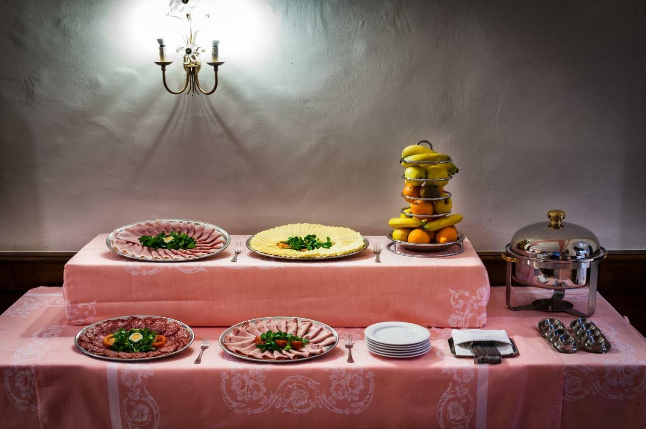 Hotel Dell'Angelo Локарно Екстериор снимка