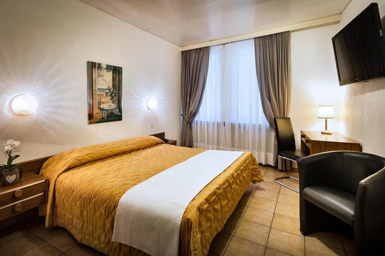 Hotel Dell'Angelo Локарно Екстериор снимка